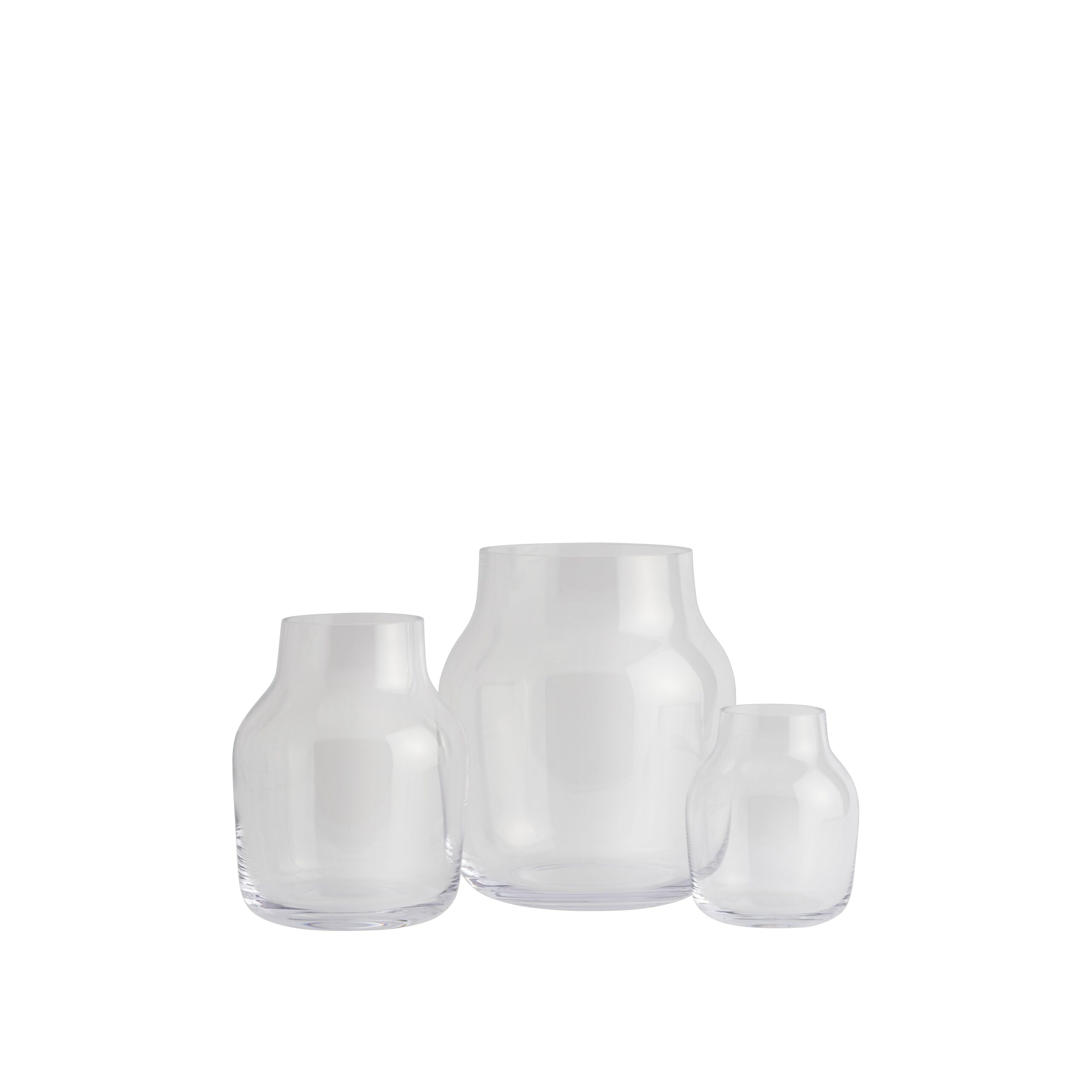 Silent-vase-family-clear-muuto-5000×5000-hi-res